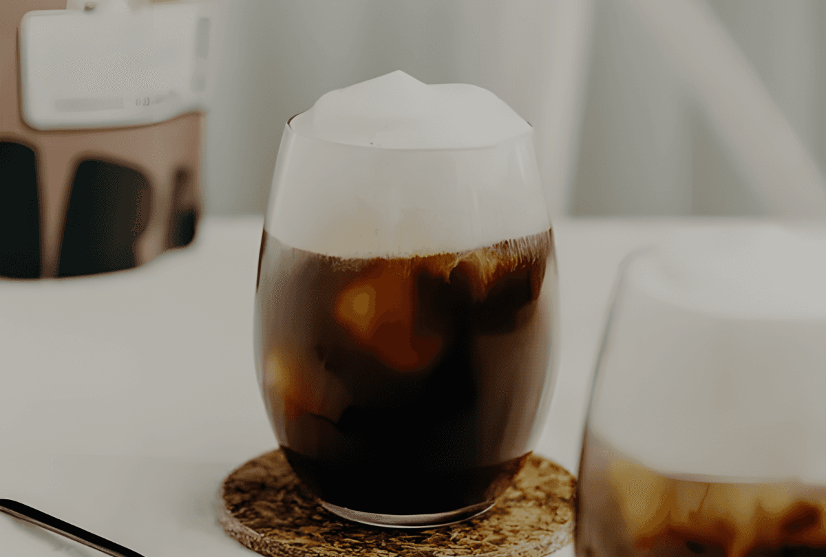 JG Gold Hero Background